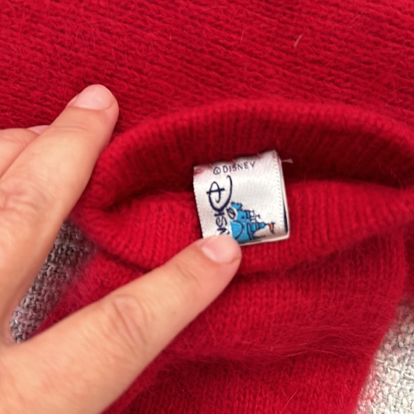 Disneyland Resort adult red scarf and gloves wool blend OS - Picture 4 of 4